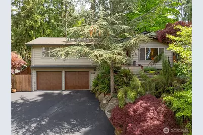 822 206th Avenue NE, Sammamish, WA 98074 - Photo 1
