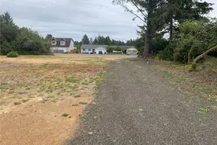 422 Orion Ave SW, Ocean Shores, WA 98569 - Photo 1