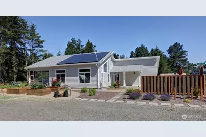 999 41st Lane, Seaview, WA 98644 - Photo 1