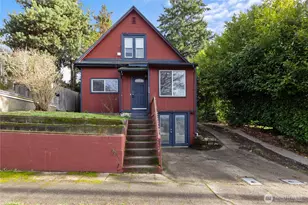 644 Pleasant Ave, Bremerton, WA 98337 - Photo 1