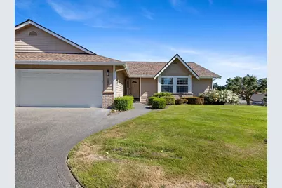 1 Lakewood Oaks Drive SW, Lakewood, WA 98499 - Photo 1