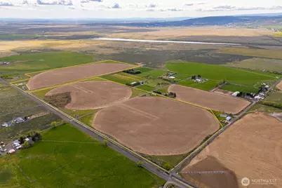 17866 B.5 Road NE, Soap Lake, WA 98851 - Photo 1