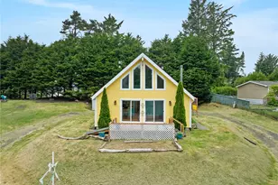 2901 S Woodhill Ct, Westport, WA 98595 - Photo 1