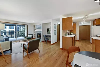 8720 Phinney Avenue N #12, Seattle, WA 98103 - Photo 1