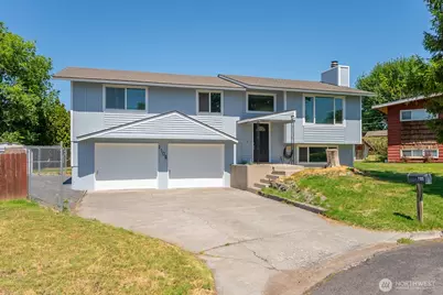 1105 W Vue Avenue Pl, Moses Lake, WA 98837 - Photo 1