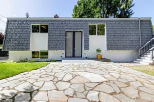 13723 1st Ave NW, Seattle, WA 98177 - Photo 1