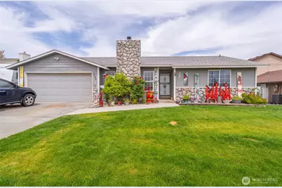 327 N Grape Drive, Moses Lake, WA 98837 - Photo 1