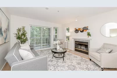 18505 SE Newport Way #E221, Issaquah, WA 98027 - Photo 1