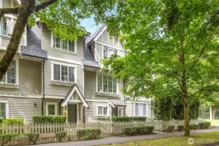 18223 NE 95th Way, Redmond, WA 98052 - Photo 1