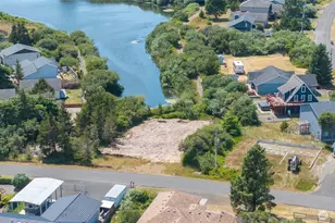 887 Texmar Ave SW, Ocean Shores, WA 98569 - Photo 1