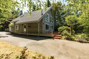 1273 Mitscher Dr, Coupeville, WA 98239 - Photo 1