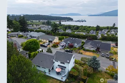 4607 Camano Place, Anacortes, WA 98221 - Photo 1