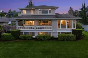 7761 Lakemont Dr NE, Seattle, WA 98115 - Photo 1