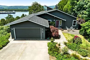 753 N 2nd St, Kalama, WA 98625 - Photo 1