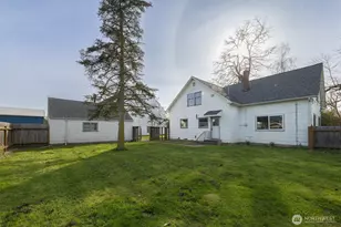 210 N Washington St, Everson, WA 98247 - Photo 1