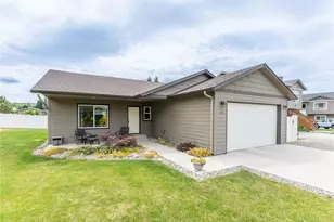 114 NW Porters Ct, East Wenatchee, WA 98802 - Photo 1