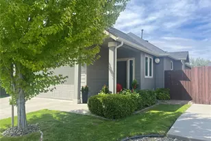 1122 Southwest Carver Street, College Place, WA 99324 - Photo 1