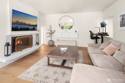 5801 Phinney Avenue N #103, Seattle, WA 98103 - Photo 1