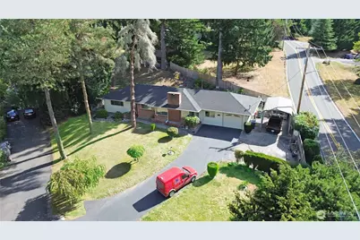 902 Duffy Street, Centralia, WA 98531 - Photo 1