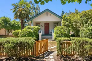 4521 47th Ave SW, Seattle, WA 98116 - Photo 1