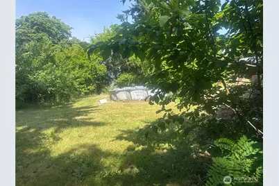 8806 S Ainsworth Avenue, Tacoma, WA 98444 - Photo 1