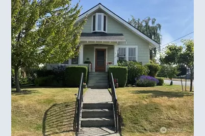 1319 8th Street, Anacortes, WA 98221 - Photo 1