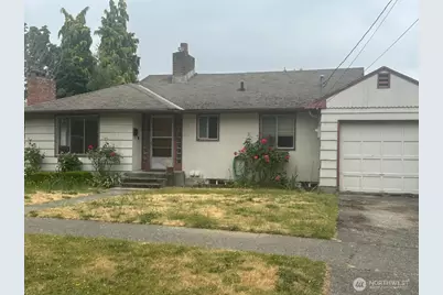 5750 37th Avenue NE, Seattle, WA 98105 - Photo 1