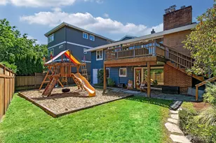1212 3rd Ave N, Seattle, WA 98109 - Photo 1