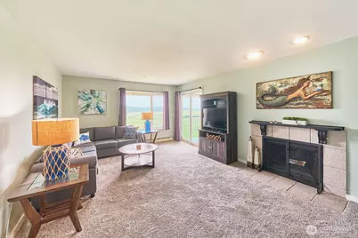 210 26th Street NW #428, Long Beach, WA 98631 - Photo 1
