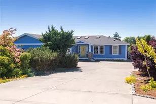 609 Highland Dr, Point Roberts, WA 98281 - Photo 1