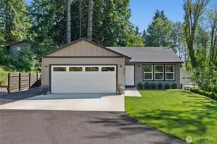 211 SE Alder St, Winlock, WA 98596 - Photo 1