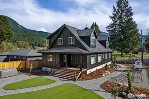 135 Main St E, Packwood, WA 98361 - Photo 1