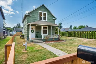 322 S Ferry Ave, Monroe, WA 98272 - Photo 1