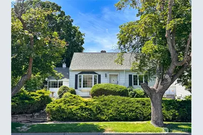 304 Columbia Avenue, Coulee Dam, WA 99116 - Photo 1