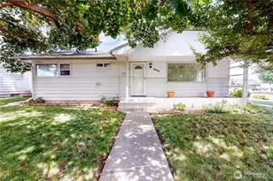 2004 Lark Dr, Walla Walla, WA 99362 - Photo 1