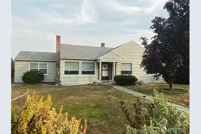 1242 Cherry Street, Wenatchee, WA 98801 - Photo 1