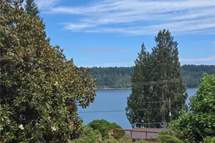 5560 Oceanview Blvd NE, Bremerton, WA 98311 - Photo 1