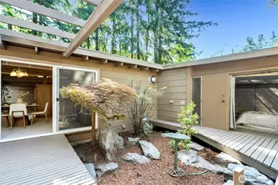 4758 118th Ave SE, Bellevue, WA 98006 - Photo 1