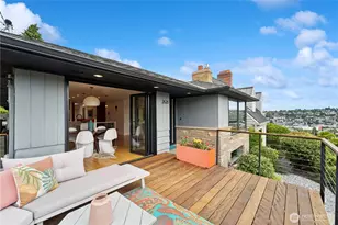 2626 W Lynn St, Seattle, WA 98199 - Photo 1