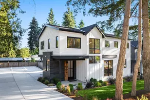 10511 NE 112th St, Kirkland, WA 98033 - Photo 1