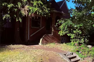 1013 NW 80th St, Seattle, WA 98117 - Photo 1