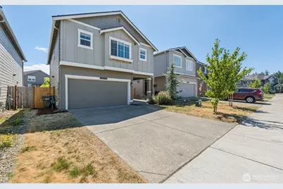 18773 108th Avenue E, Puyallup, WA 98374 - Photo 1