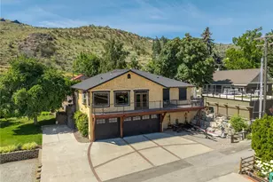 2020 W Woodin Ave, Chelan, WA 98816 - Photo 1
