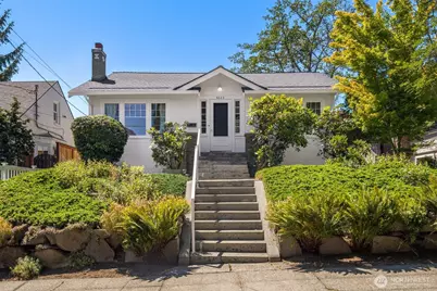 5023 36th Avenue NE, Seattle, WA 98105 - Photo 1