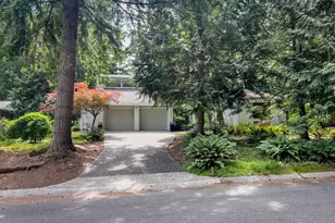 2326 209th Pl NE, Sammamish, WA 98074 - Photo 1