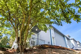 10459 Des Moinesmemorial Dr S, Seattle, WA 98168 - Photo 1