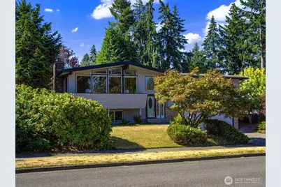 12143 SE 68th Place, Bellevue, WA 98006 - Photo 1