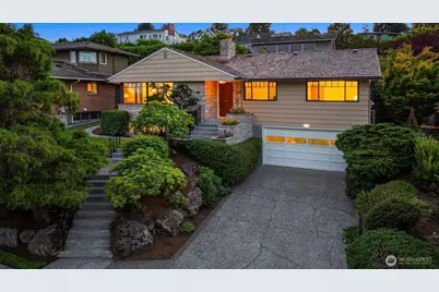 5244 Pullman Avenue NE, Seattle, WA 98105 - Photo 1