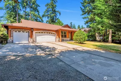 11402 83rd Avenue SW, Lakewood, WA 98498 - Photo 1