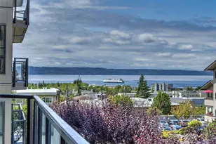 524 Maple St, Edmonds, WA 98020 - Photo 1